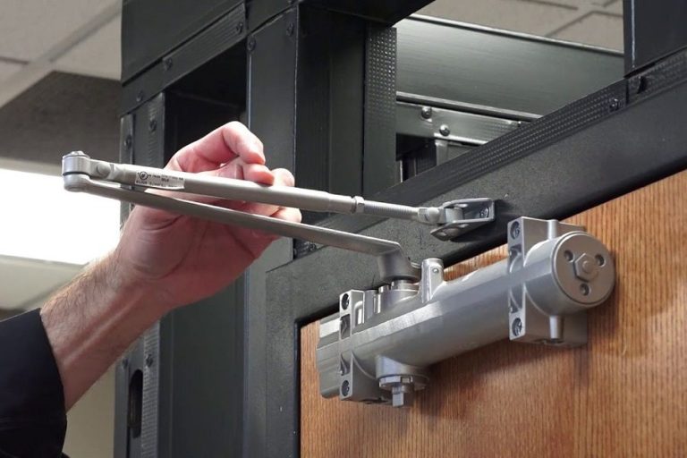 Commercial Door Closer repair and installation Ottawa