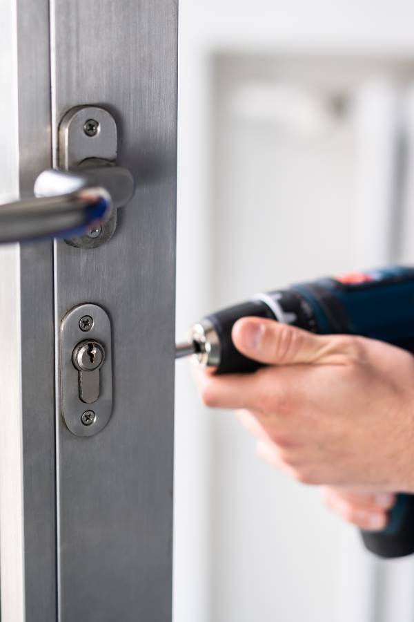 Commercial Locksmith Services in Ottawa South