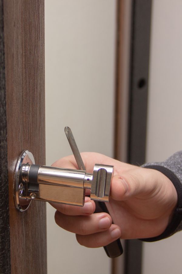 Rekey Locks Services in Ottawa West