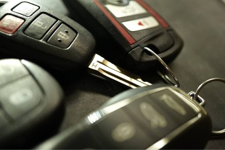 Automotive Locksmith Services Car key replacement in Vanier