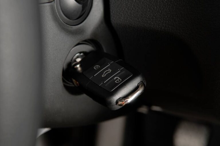 Automotive Locksmith Services Erase Car Keys From Car Memory in Vanier