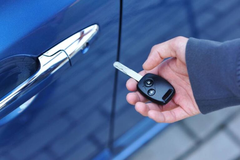 Automotive Locksmith's Car Key Replacement Services in Kanata