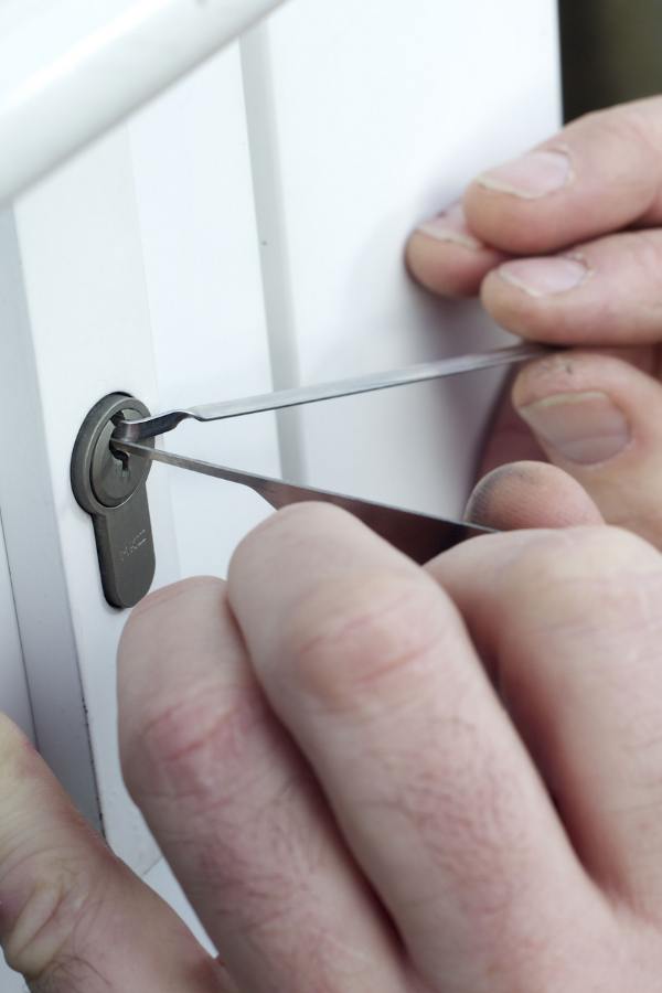 Commercial Locksmith Services in Nepean