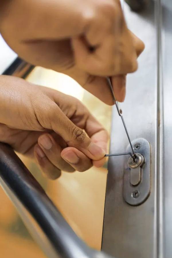 Commercial Locksmith Services in Stittsville - A1 Locksmith