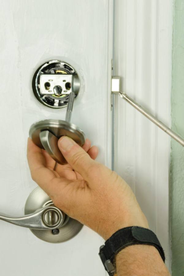 Door Lock Repair Kanata - A1 Locksmith