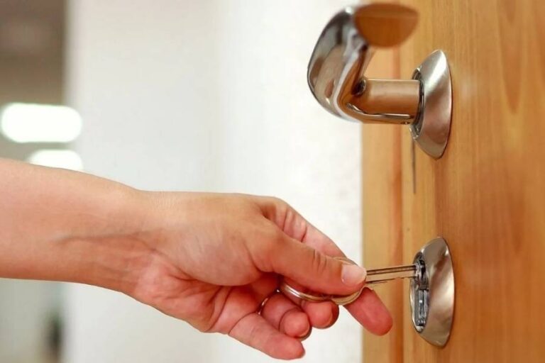 Residential Locksmith Nepean - Lock Rekey