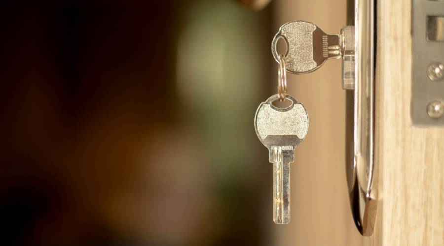 Why Won’t My Key Lock My Door? Common Causes and Solutions