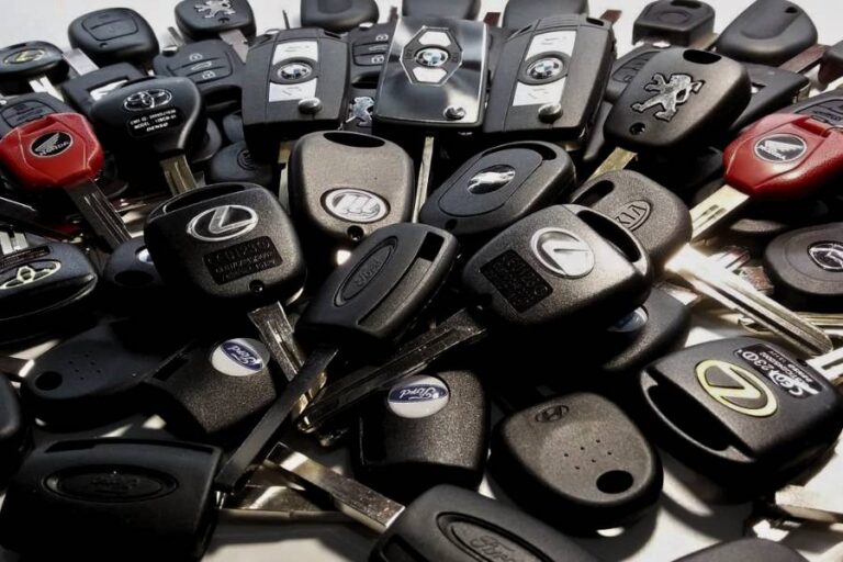 Automotive Locksmith Services in Almonte - Car Key Replacement