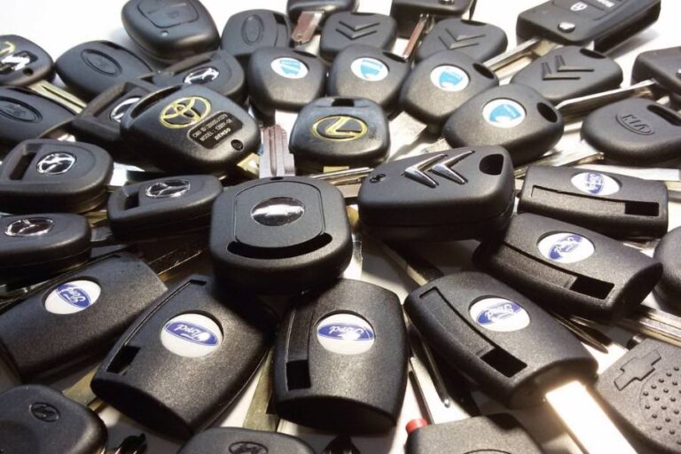 Automotive Locksmith Services in Carlington - Car Key Replacement