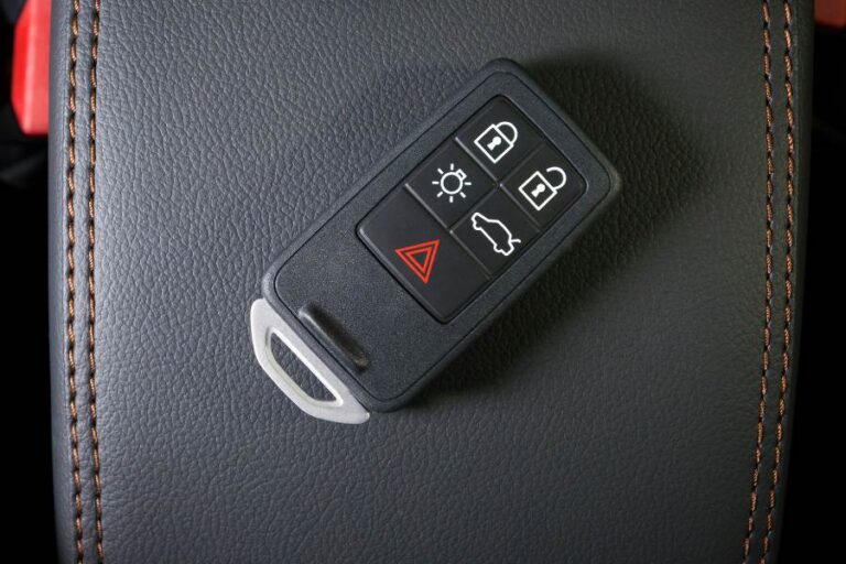 Automotive Locksmith Services in Gatineau - Erase Car Keys From Car Memory