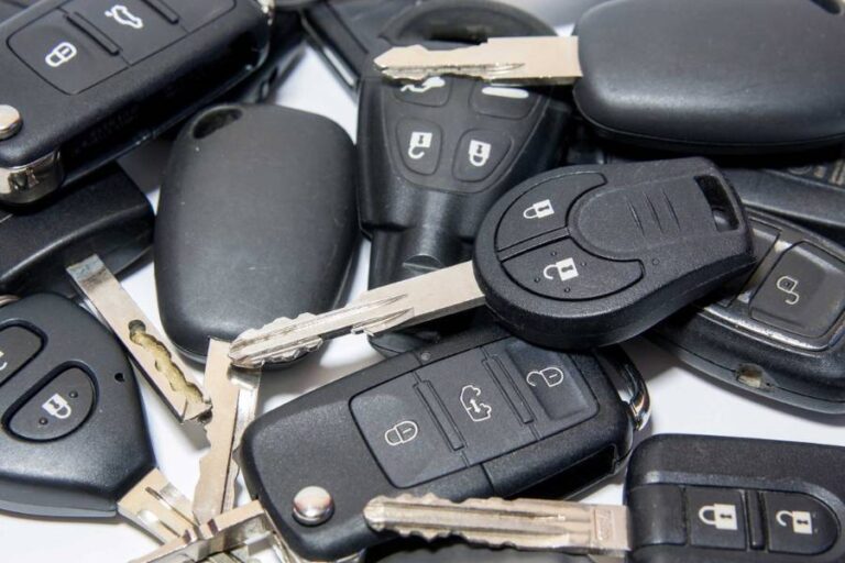 Automotive Locksmith Services in Rockland - Car Key Replacement