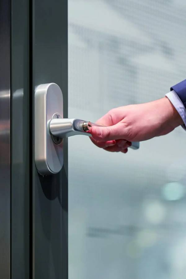 Business Lockout Assistance Services in Kemptville