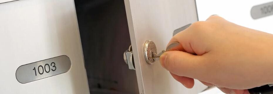 Can a Locksmith Replace a Mailbox Lock