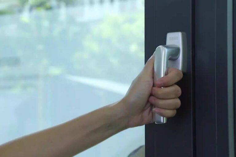 Commercial Locksmith Services in Gloucester - Business Lockout Assistance