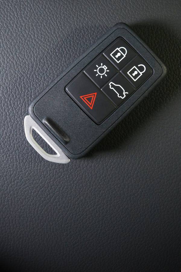 Erasing Car Keys From Car Memory Services in Gatineau