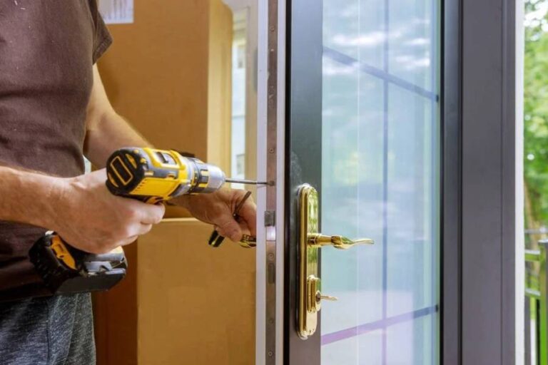 Residential Locksmith Services in Carlington - Door Lock Installation