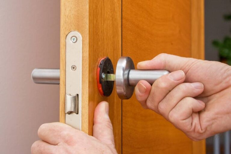 Residential Locksmith Services in Cumberland - Door Lock Change Service