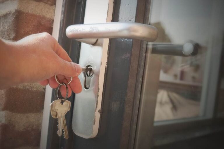 Residential Locksmith Services in Gatineau - Rekey Locks