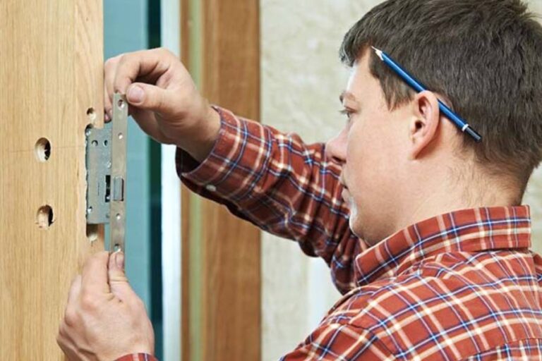 Residential Locksmith Services in Orleans - Door Lock Installation