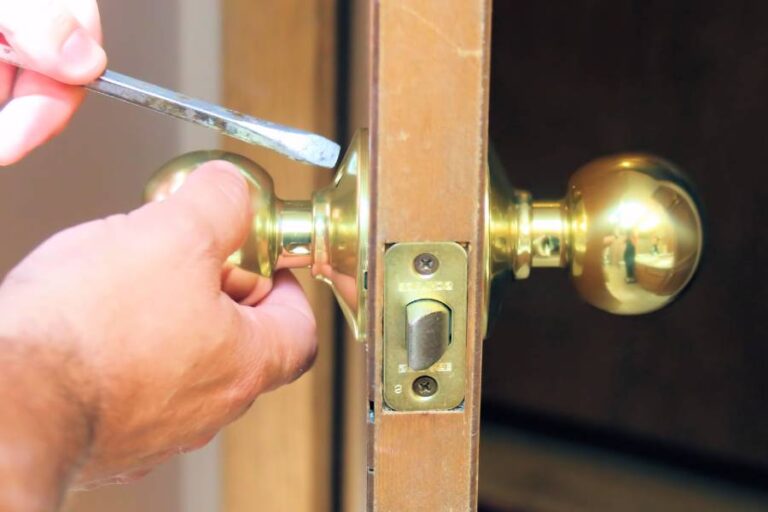 Residential Locksmith Services in Rockland - Lock Repair