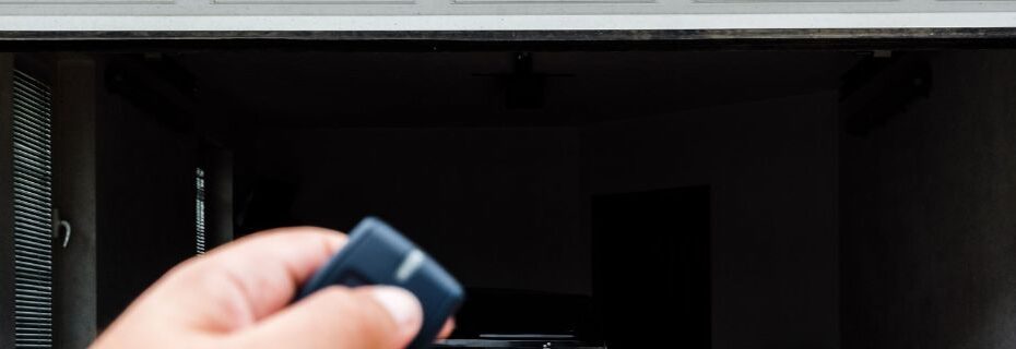 Top Tips for Choosing the Best Garage Door Opener in Ottawa