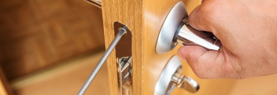 When Should Landlords Change the Locks on a Rental Property