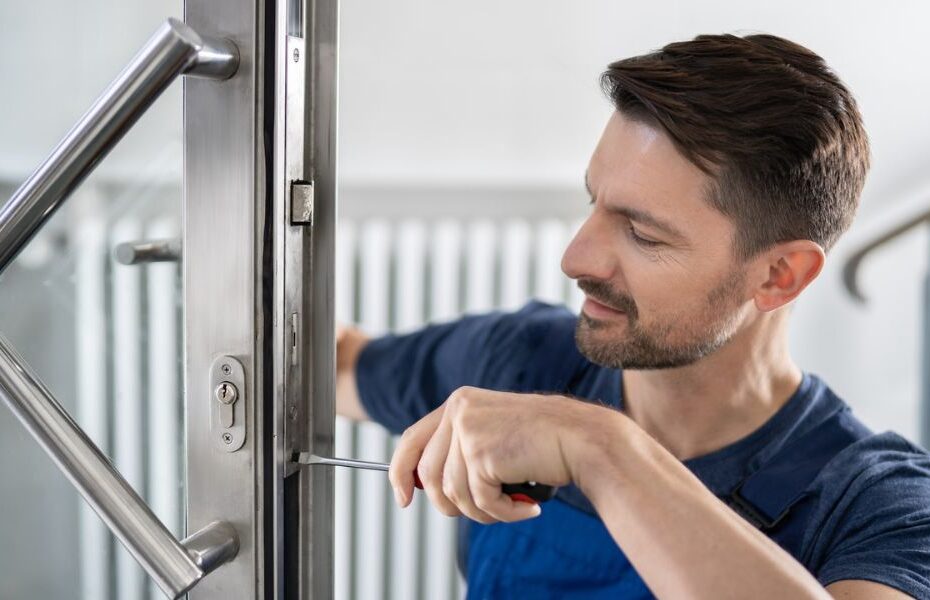 How a Locksmith Can Improve Your Business Security in Ottawa by locksmith ottawa